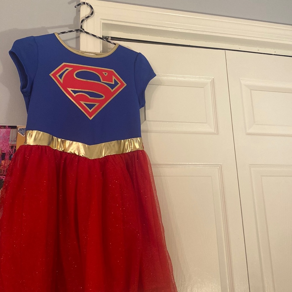 Supergirl Kids Costume L 10/12